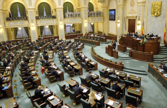 LiveTEXT si VIDEO: In timp ce Comisia Iordache dezbate Codul Penal, in Senat a inceput dezbaterea pe Legea 303!
