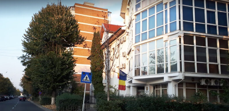 Controale DSVSA Vâlcea în piețe, târguri și unități de producție și comercializare